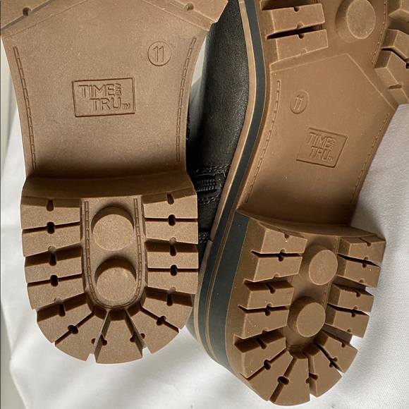 Time and Tru Ankle Booties Size 11 NWOT - Picture 4 of 8